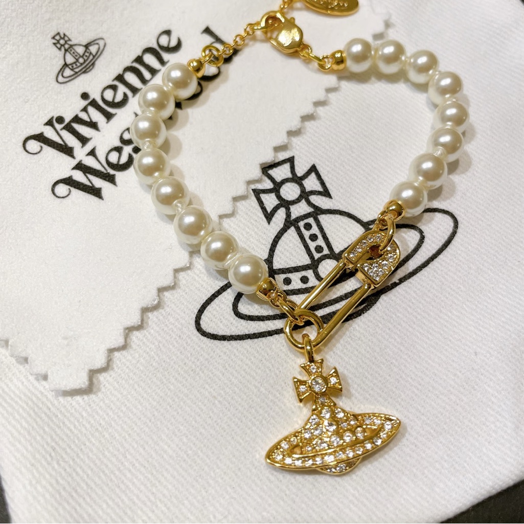 Vivienne Westwood Lucrece Pearl Bracelet